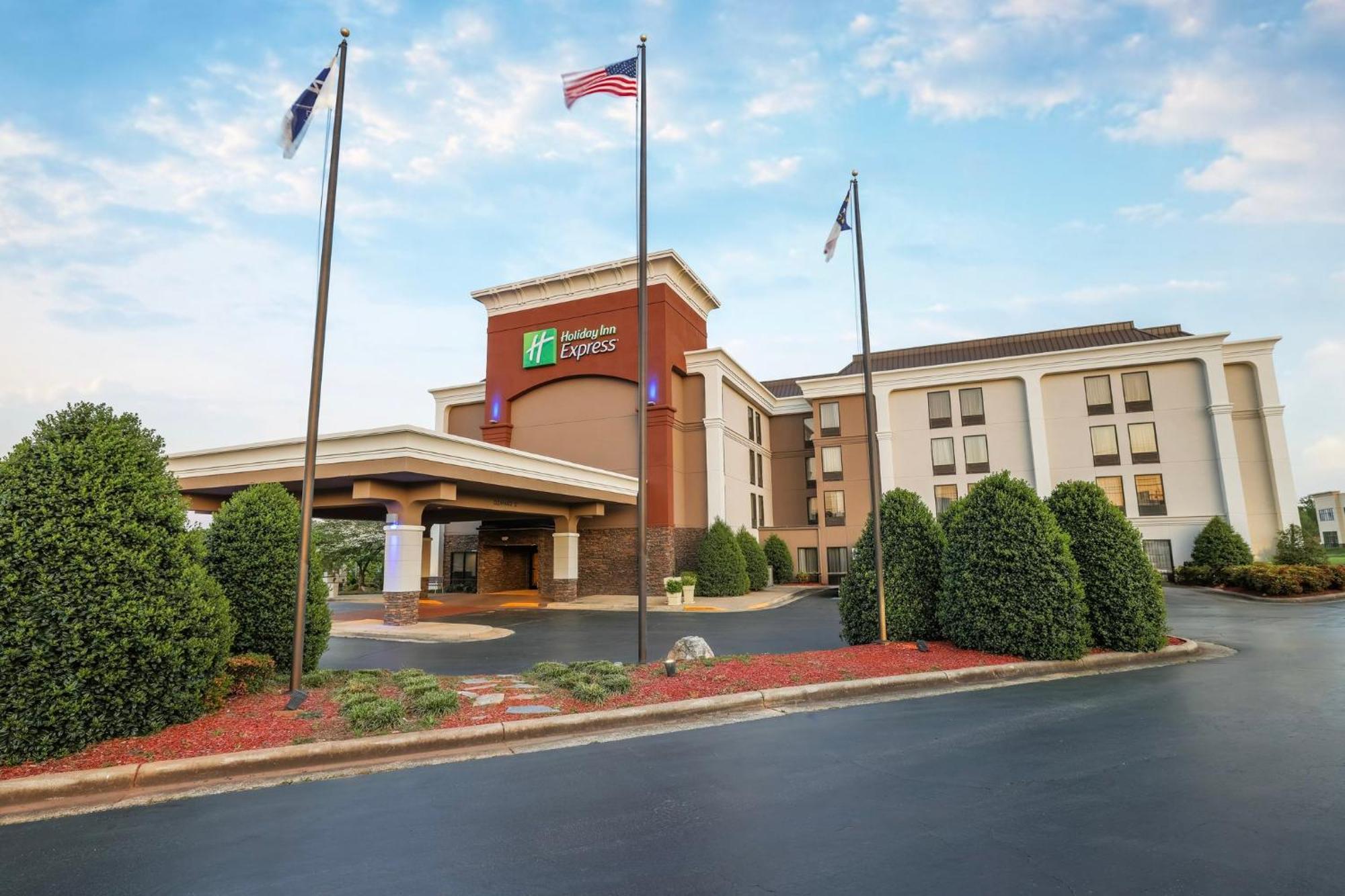 Holiday Inn Express Burlington By Ihg Ngoại thất bức ảnh